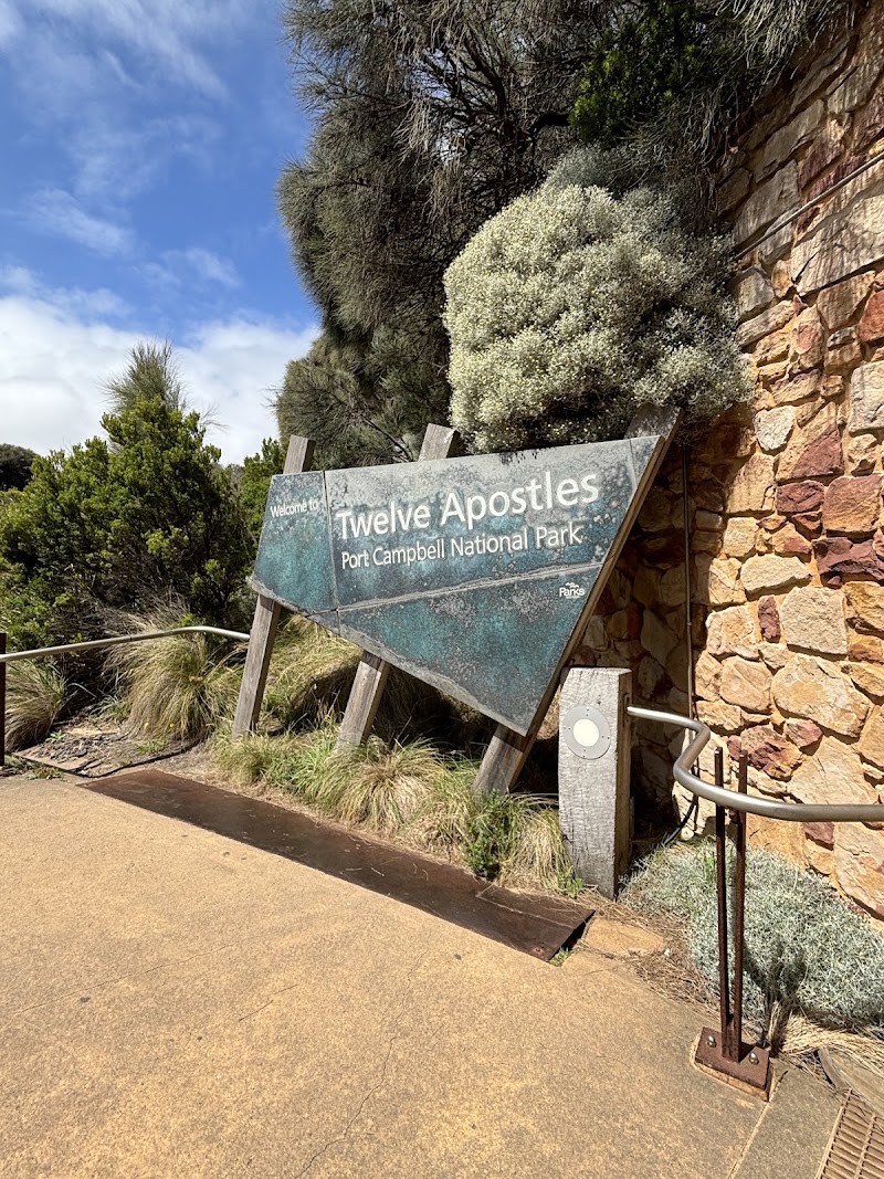 Twelve Apostles - Twelve Apostles Great Ocean Rd & Booringa Rd, Princetown VIC 3269, Australia