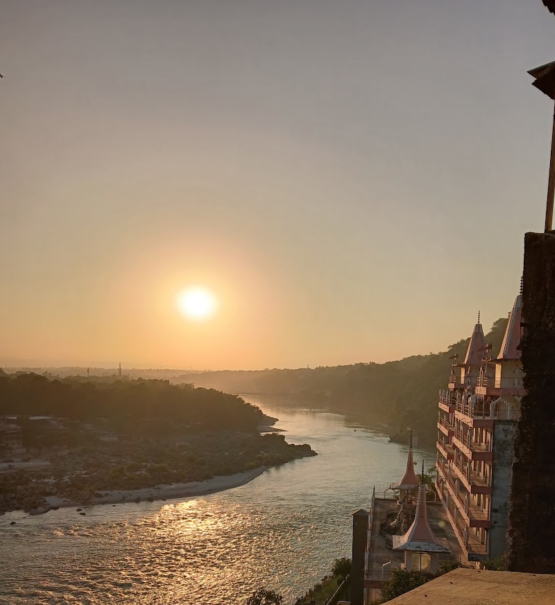 Ganga View Resort - Ganga View Resort Tapovan, parking, near Laxman Tempal, Laxman Jhula, Rishikesh, Jonk, Uttarakhand 249192, India