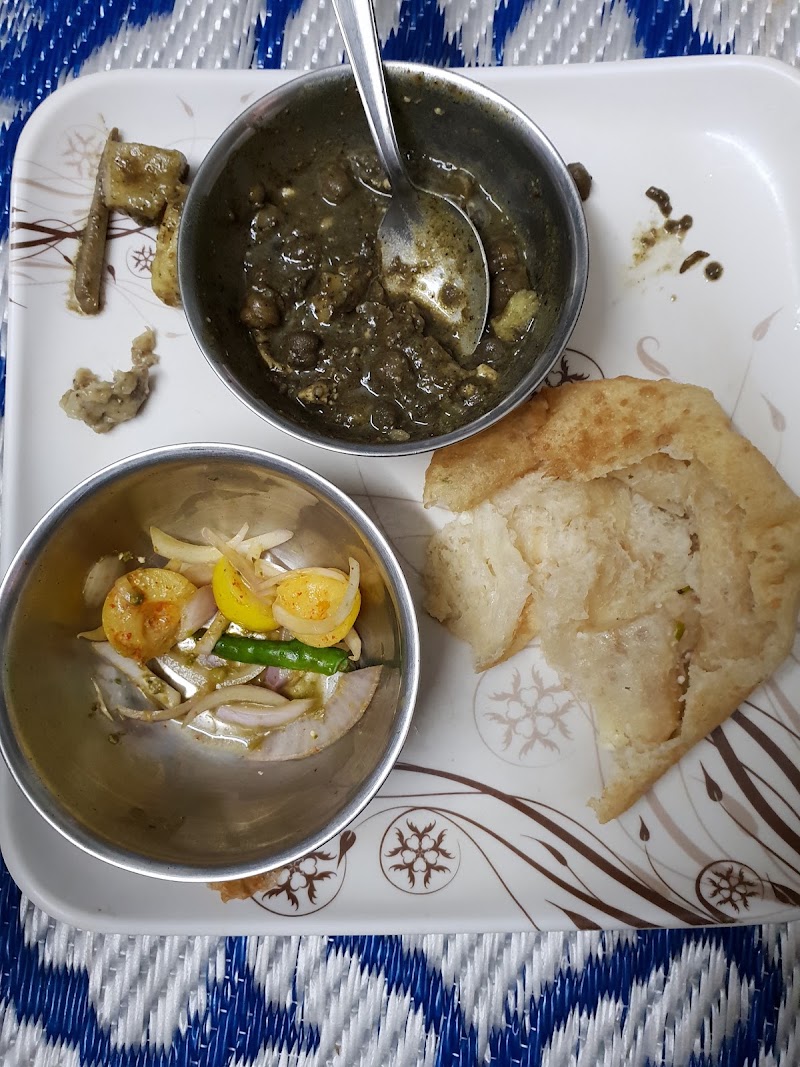 Hari Om Chole Bhature Wala - Hari Om Chole Bhature Wala, A-13, Outer Ring Rd, A Block, Prashant Vihar, Sector 14, Rohini, Delhi, 110085, India