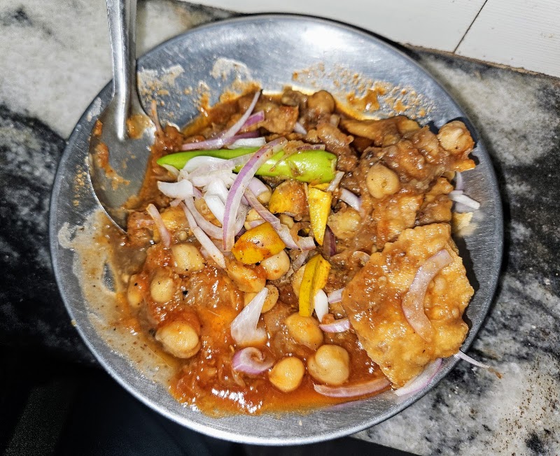 Ramuu kulche chole wala - Ramuu kulche chole wala, T14/1007, Guru Bazar, Katra Ahluwalia, Amritsar, Amritsar Cantt., Punjab 143006, India