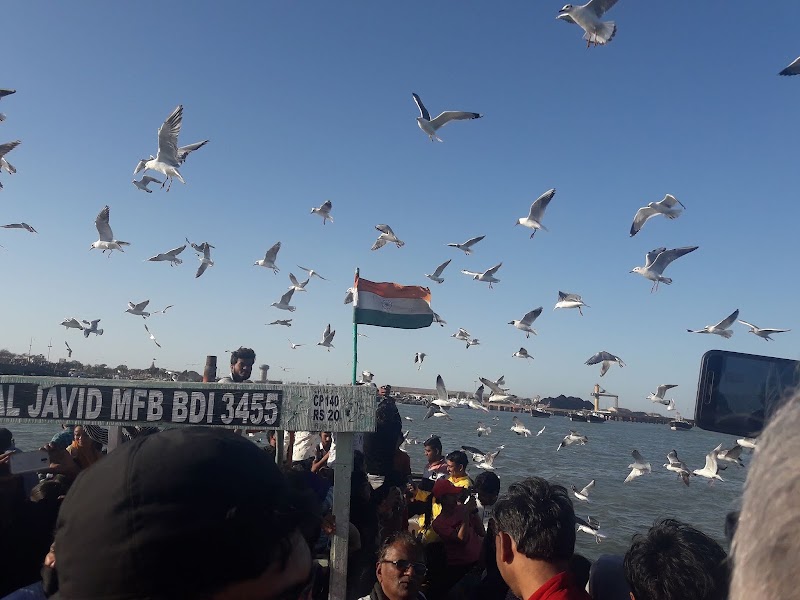 Beyt Dwarka Ferry Point - Beyt Dwarka Ferry Point, Bet Dwarka Jetty, F32R+JP8, Beyt Dwarka, Gujarat, India