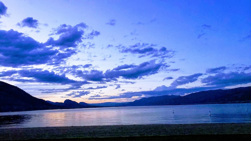 Okanagan Lake Park - Okanagan Lake Park 51 Lakeshore Dr E, Penticton, BC V2A 1B5, Canada