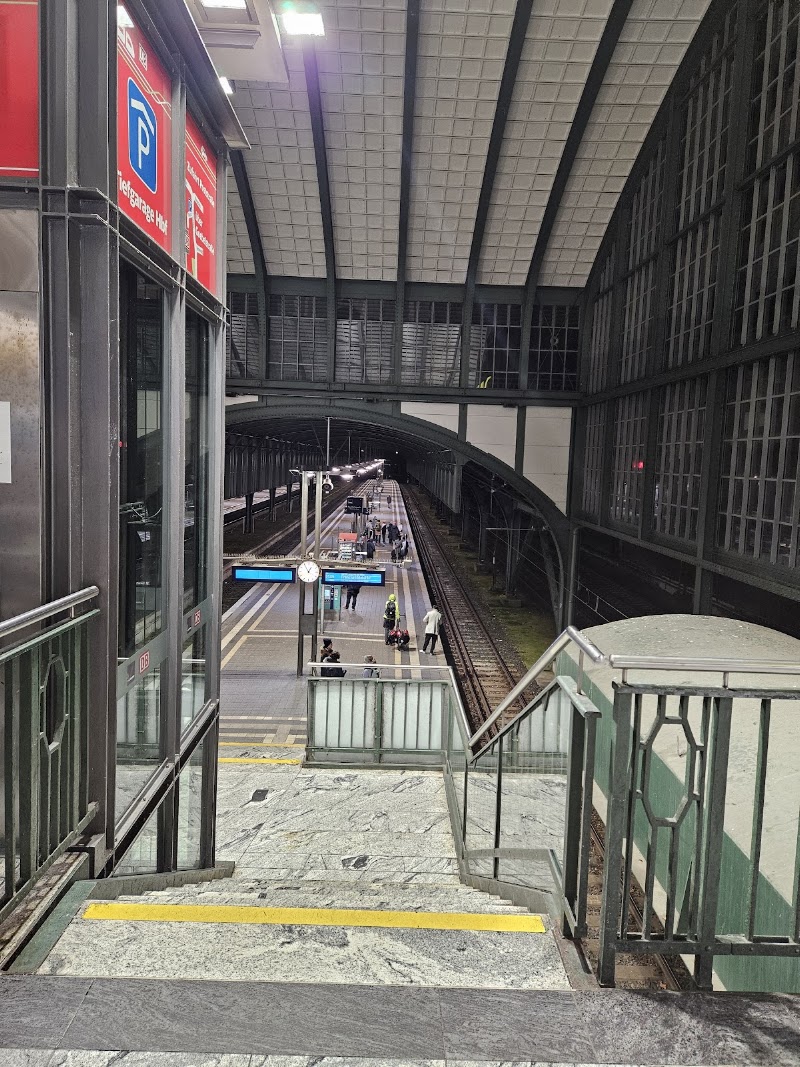 Darmstadt central station - Darmstadt central station, 64293 Darmstadt, Germany