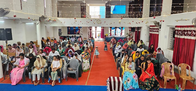 Grace Of God Ministry Church (Rev. Rajesh Bhelwa) - Grace Of God Ministry Church (Rev. Rajesh Bhelwa), 352H+883, beside Railway Over Bridge, Ganesh Nagar, Nayapara, Bilaspur, Chhattisgarh 495004, India