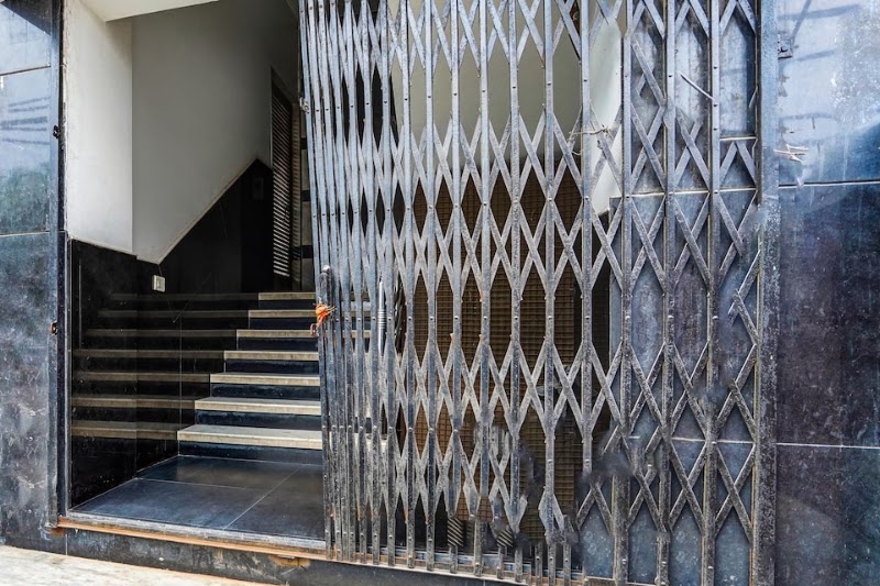 Super Collection O Sector 110 Noida - Super Collection O Sector 110 Noida Main, Gejha Rd, near Kapil Hospital, Sector 102, Sector 110, Noida, Uttar Pradesh 201304, India