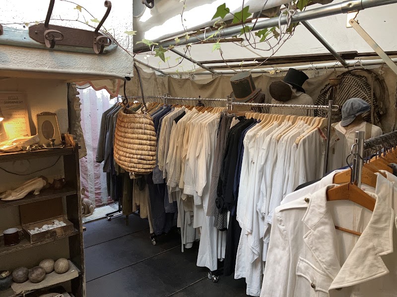 Mindbenders&Classics - Mindbenders&Classics Japan, 〒104-0031 Tokyo, Chuo City, Kyōbashi, 2-chōme−6−８ 仲通りビル 6F