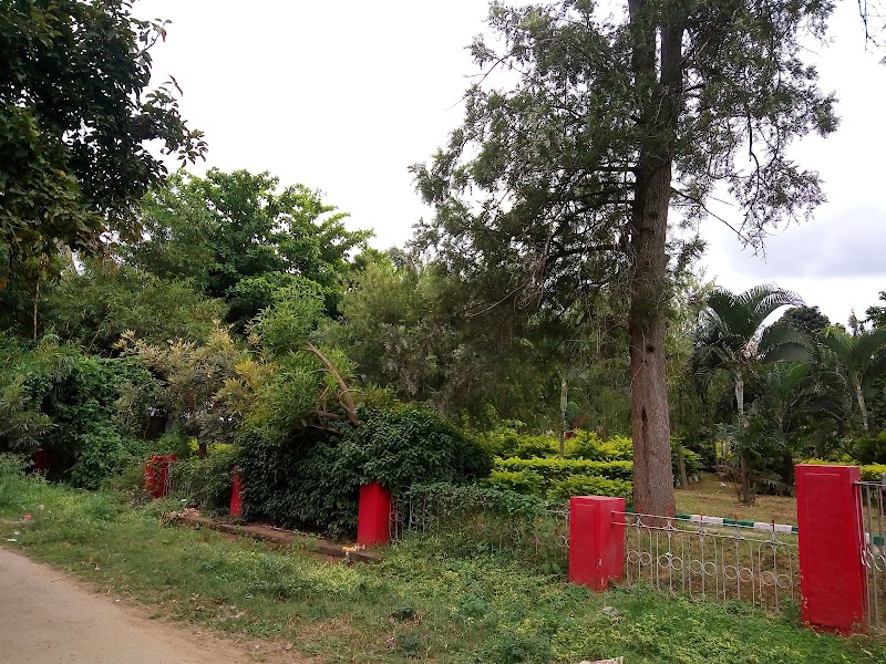 Brindavan Extension Park - Brindavan Extension Park, 1st Stage, 3rd Cross, Brindavan Extension, Near Medplus, Brindavan Extension, Brindavan Extension 1st Stage, Brindavan Extension, Mysuru, Karnataka 570020, India