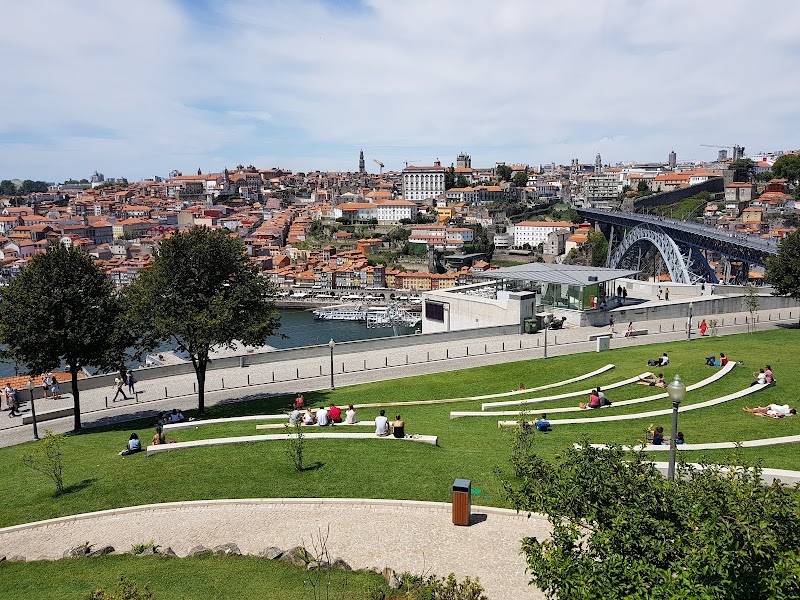 Jardim do Morro - Jardim do Morro Jardim do Morro, 4430-210 Vila Nova de Gaia, Portugal