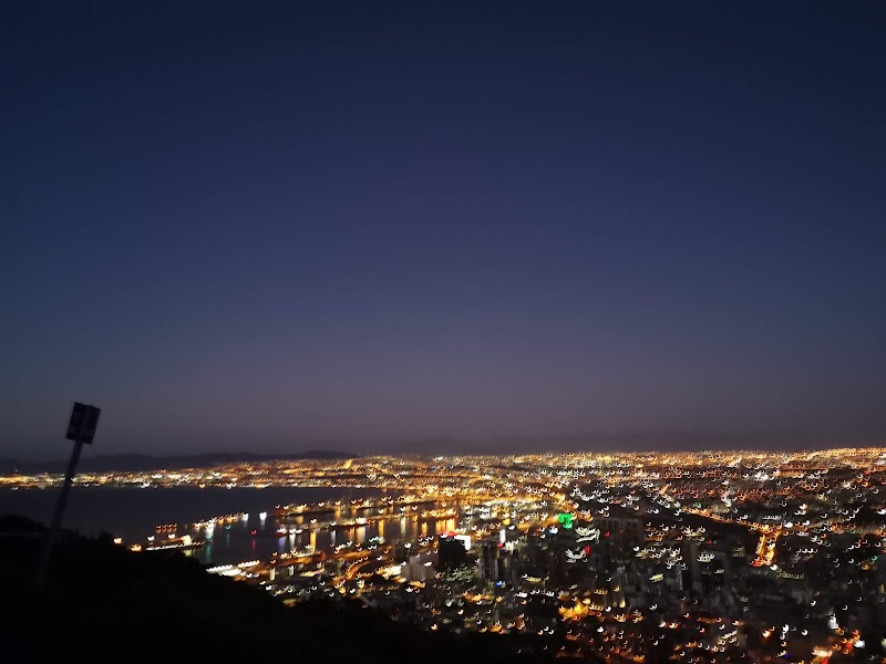 Signal Hill Road - Signal Hill Road, Signal Hill Rd, Signal Hill, Cape Town, 8001, South Africa