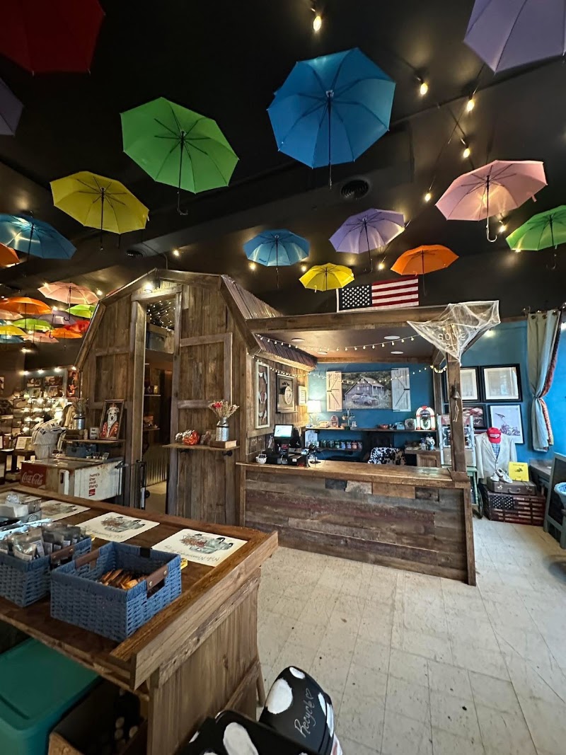 Blue Bird Boutique - Blue Bird Boutique 19 E A St, Newton, NC 28658, USA