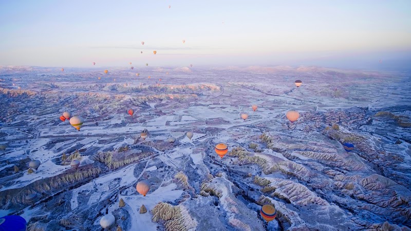 Tourla Cappadocia | Cappadocia Hot Air Balloon Tour - Tourla Cappadocia | Cappadocia Hot Air Balloon Tour, Tekelli, Mezitoğlu Sokak No:22/1, 50240 Uçhisar/Nevşehir Merkez/Nevşehir, Türkiye