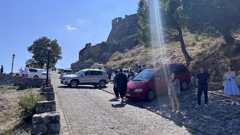 Rozafa Castle parking - Rozafa Castle parking, 2FWW+V59, Rruga Kalasë, Shkodër, Albania
