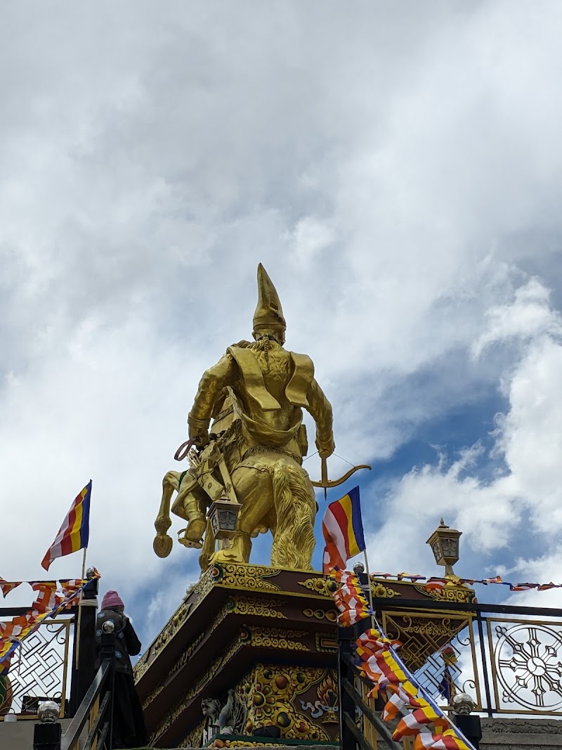 Statue of Wanla Lonpo "Tashi Norbu" - Statue of Wanla Lonpo "Tashi Norbu", 6RXJ+QFJ, Wanla, 194106