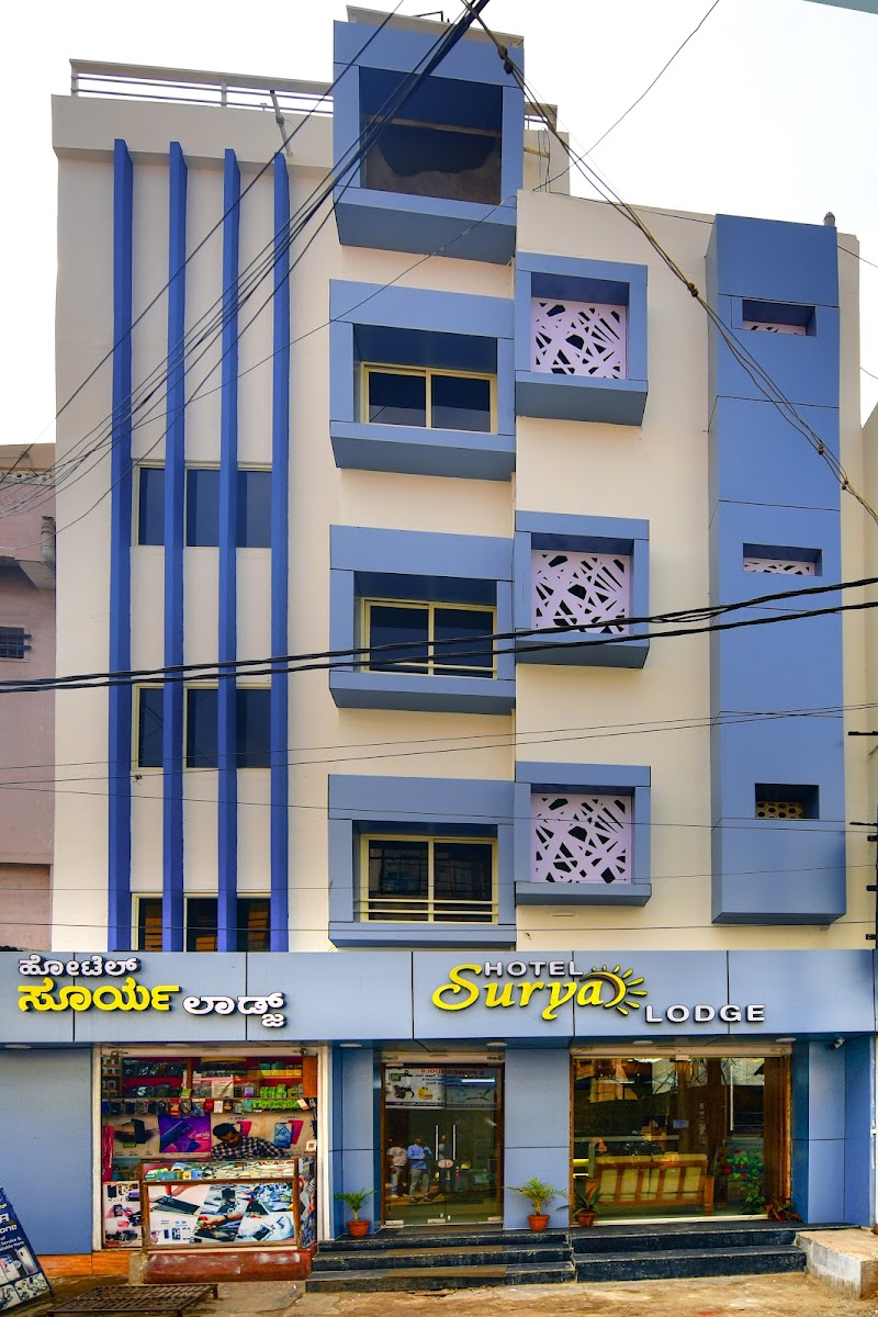 Hotel Surya Lodge