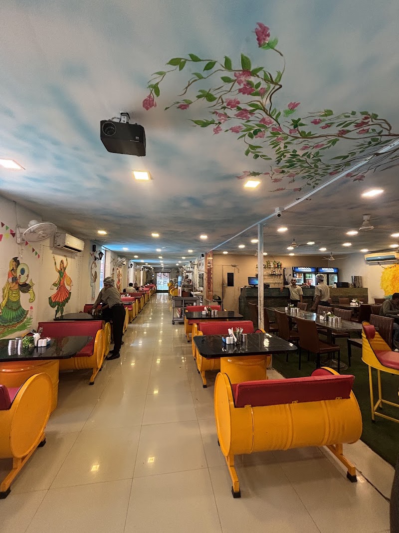 Garbo -A Pure Vegetarian Restaurant - Garbo -A Pure Vegetarian Restaurant Devka Beach Rd, inside Hotel Sea Rock villa, next to Hotel Miramar, Devka, Nani, Marwad, Dadra and Nagar Haveli and Daman and Diu 396210, India