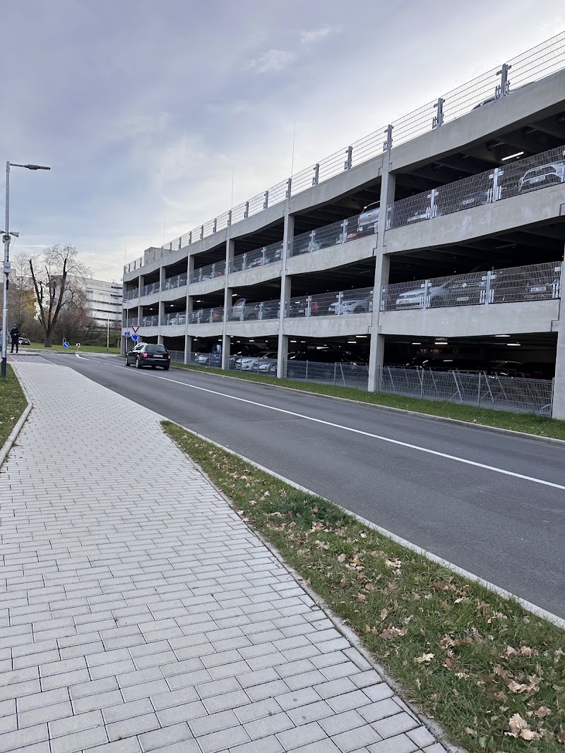 Parkovací dům Stromovka - Parkovací dům Stromovka, České Budějovice 1, 370 01 České Budějovice-České Budějovice 1, Czechia