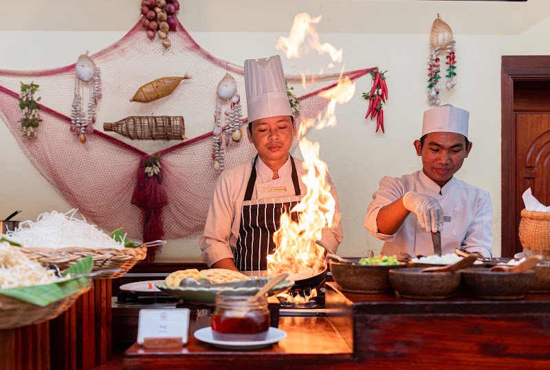 Hotel Somadevi Angkor Resort & Spa - Hotel Somadevi Angkor Resort & Spa, 9V64+25 Mondol II Village, មហាវិថី ស៊ីវុត្ថា, Town 17252, Cambodia