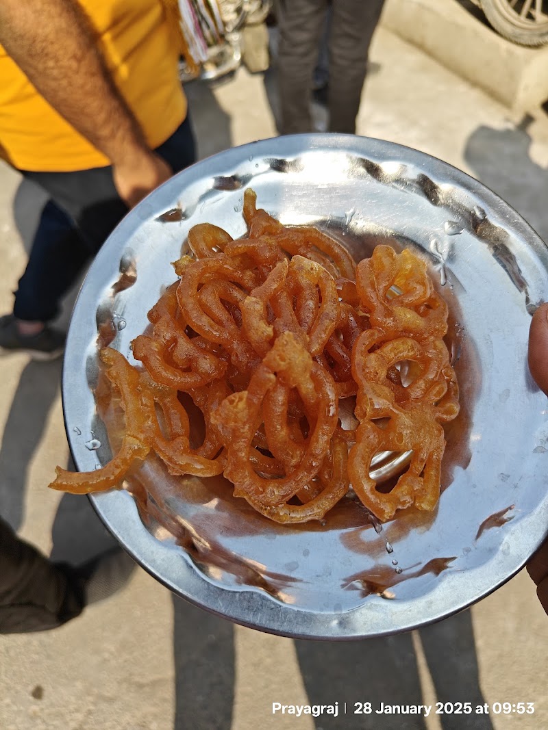Chandralok Kachaudi - Chandralok Kachaudi 14/11, KP Kakkar Rd, Gosai Tola, Kotha Parcha, Prayagraj, Uttar Pradesh 211003, India