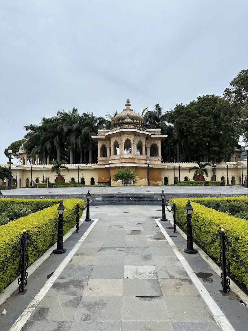 Jagmandir Gul Mahal - Jagmandir Gul Mahal HM9H+2H2, Pichola, Udaipur, Rajasthan 313001, India