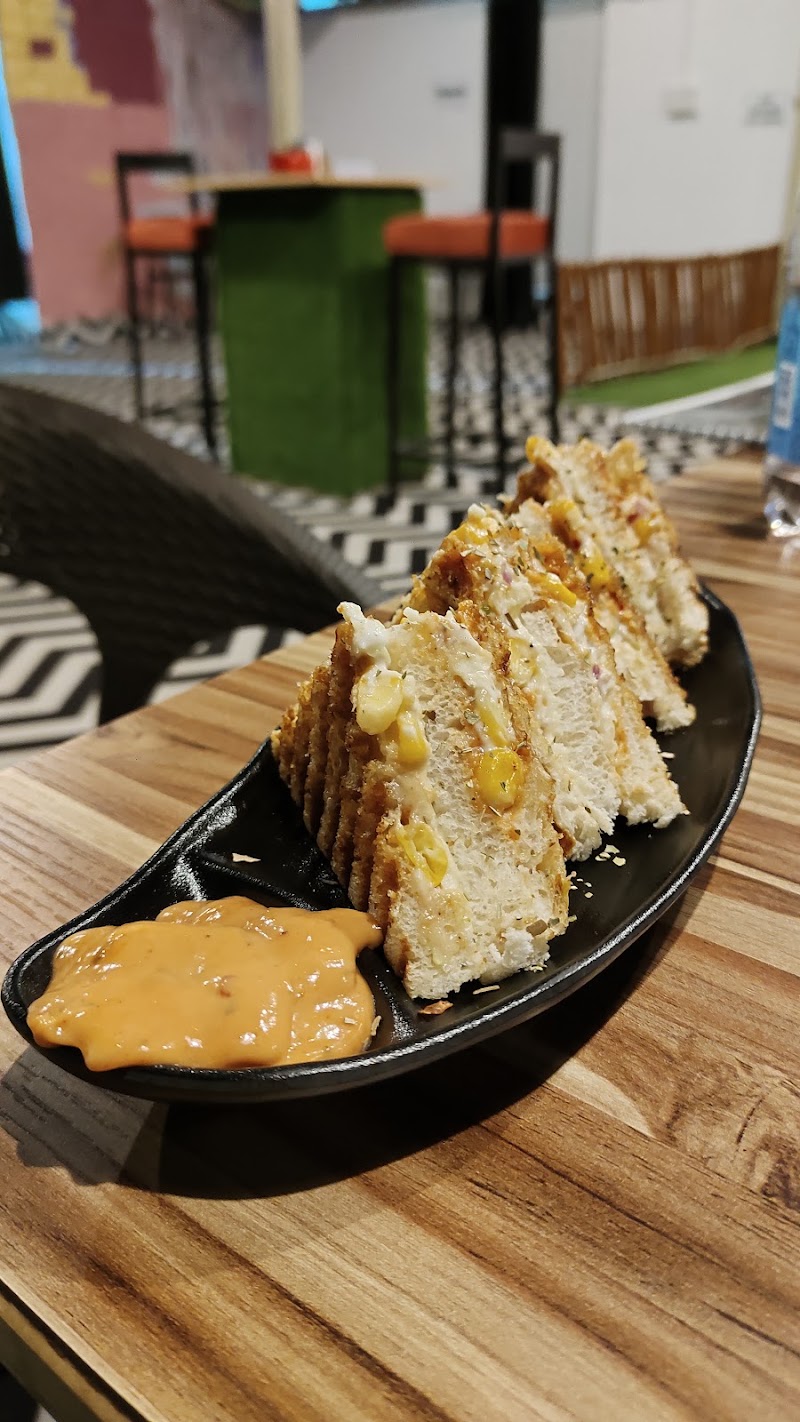 THE ROOFTOP CAFÉ - THE ROOFTOP CAFÉ, 7FJP+X5W, NH43, Kanker, Chhattisgarh 494334, India