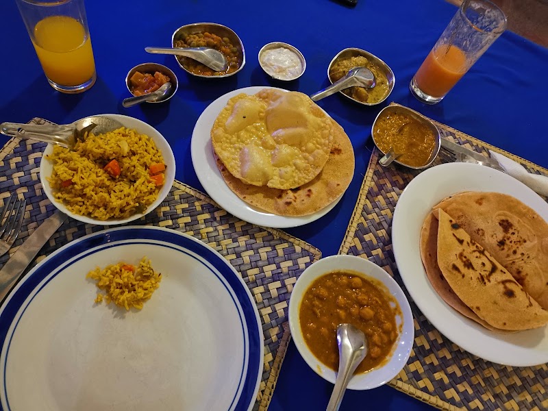 Jina's Vegetarian And Vegan Restaurant - Jina's Vegetarian And Vegan Restaurant, 266X+H62, Unawatuna, Sri Lanka