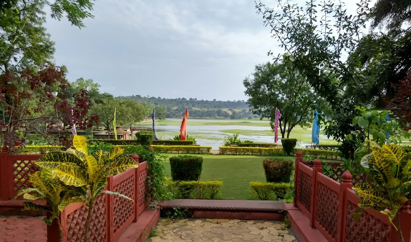 HD Photos S.P - HD Photos S.P, Near Nilkhanth, Road, Mandav, Madhya Pradesh 454010, India