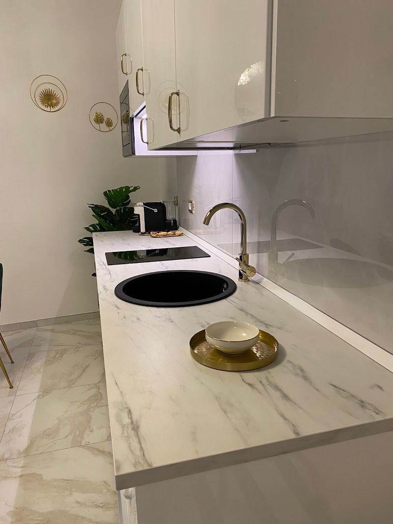 FASHION APARTMENT GOLD Bologna - FASHION APARTMENT GOLD Bologna, Via S. Donato, 51H, 40127 Bologna BO, Italy