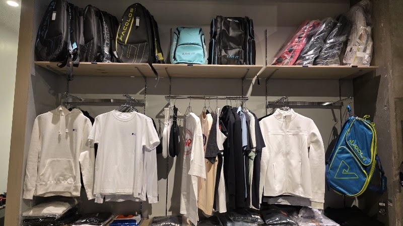 ピックルボールワン銀座新橋【東京都内初の都市型インドアピックルボール専用コート＆ショップ】/ PICKLEBALL ONE GINZA SHIMBASHI - ピックルボールワン銀座新橋【東京都内初の都市型インドアピックルボール専用コート＆ショップ】/ PICKLEBALL ONE GINZA SHIMBASHI, Japan, 〒100-0011 Tokyo, Chiyoda City, Uchisaiwaichō, 1-chōme−5−２ 平和ビル B1