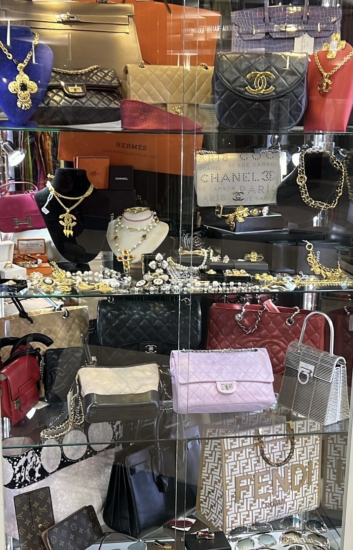 Street Doing Vintage Couture - Street Doing Vintage Couture, Via dei Servi, 88/r, 50122 Firenze FI, Italy
