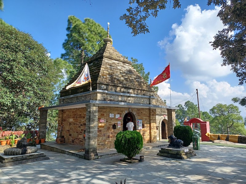 Kasar Devi Mandir - Kasar Devi Mandir, Binsar Road, Kasardevi, Bhaisori, Mat, Uttarakhand 263601, India