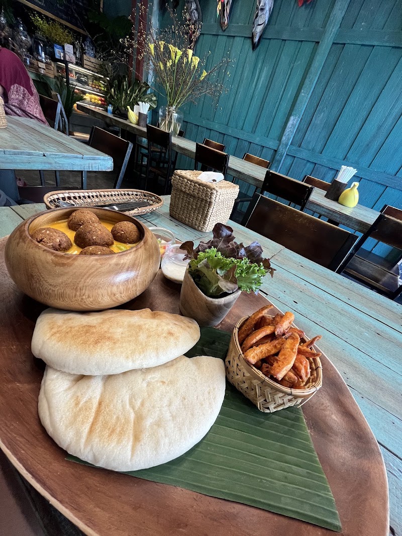 Mango Vegetarian & Vegan - Mango Vegetarian & Vegan เลขที่ 13 Thanon Tanao, Khwaeng Wat Bowon Niwet, Khet Phra Nakhon, Krung Thep Maha Nakhon 10200, Thailand