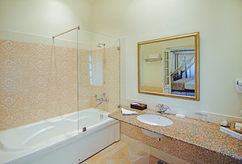 Alsisar Haveli - Alsisar Haveli Sansar Chandra Rd, Shri Ram Colony, Sindhi Camp, Jaipur, Rajasthan 302001, India