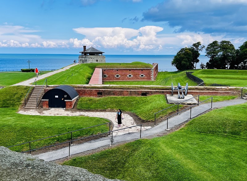 Old Fort Niagara - Old Fort Niagara, 102 Morrow Plaza, Youngstown, NY 14174, USA