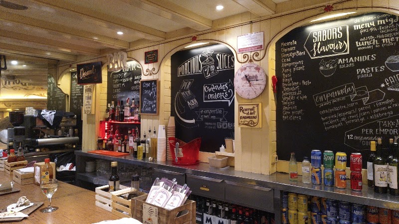 La Pizza Del Born - La Pizza Del Born Pg. del Born, 22, Ciutat Vella, 08003 Barcelona, Spain