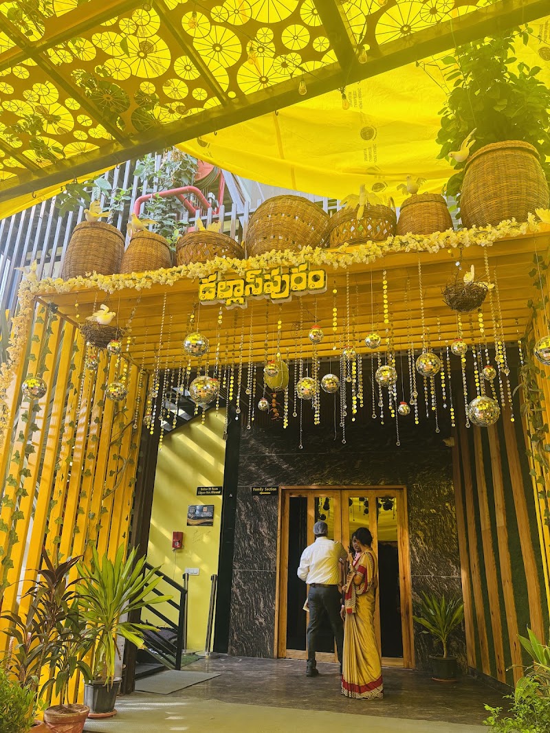 Dallaspuram - Telugu Kitchen and Bar - Dallaspuram - Telugu Kitchen and Bar 5, Plot, no 29, Road, Chandrapuri Colony, opp. to Vijaya Lakshmi Theatre, Saraswati Nagar, Chandrapuri Colony, L. B. Nagar, Mansoorabad, Hyderabad, Telangana 500074, India