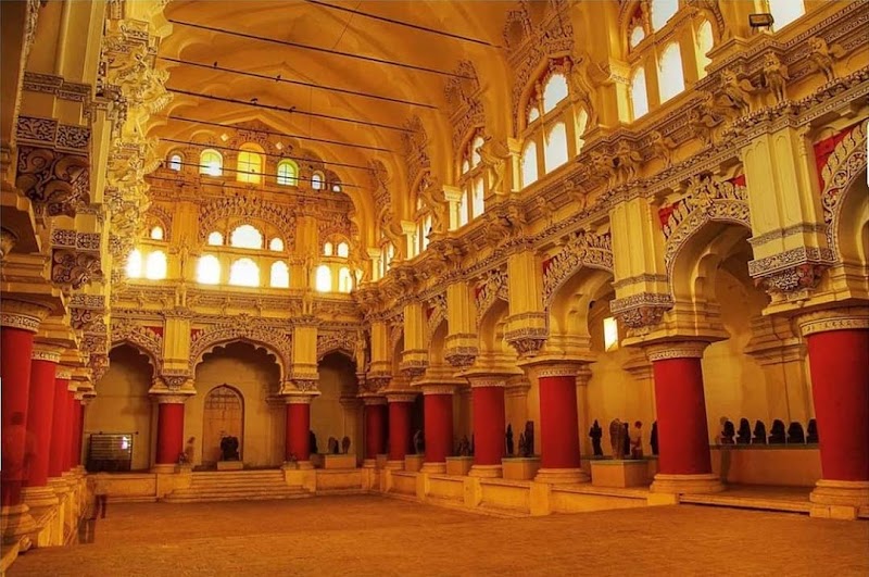 Thirumalai Nayakkar Palace - Thirumalai Nayakkar Palace, Panthadi 1st St, Mahal Area, Madurai Main, Madurai, Tamil Nadu 625001, India