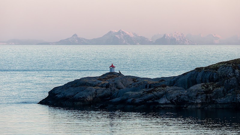 Nusfjord Lighthouse - Nusfjord Lighthouse Nusfjordveien 180, 8380 Ramberg, Norway