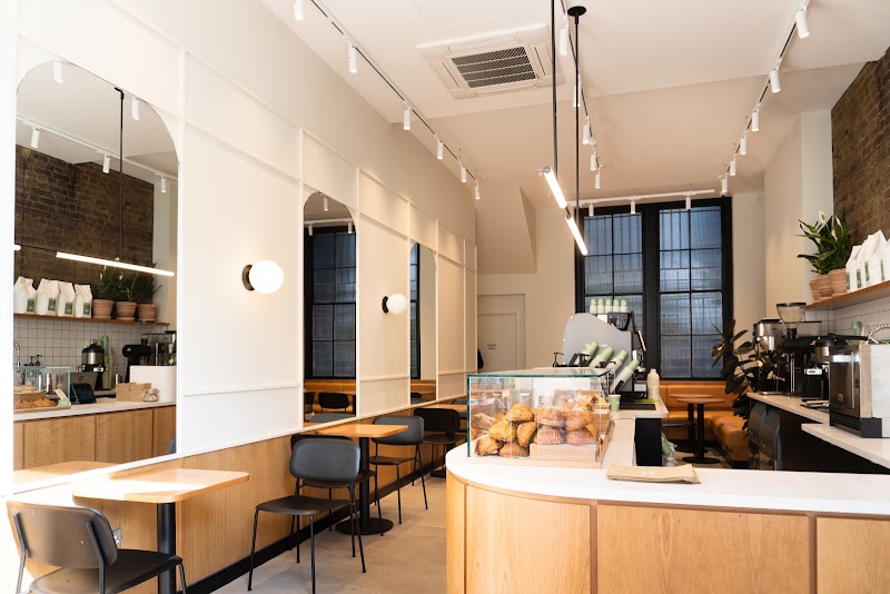 Blank Street Coffee - Blank Street Coffee 159 Praed St, Tyburnia, London W2 1RL, UK