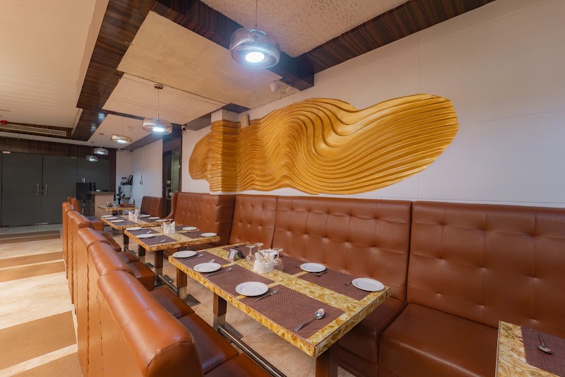 The Art of Spices (AOS) - A Pure Veg Multicuisine Restaurant - The Art of Spices (AOS) - A Pure Veg Multicuisine Restaurant 07F, Millennium Inn, High Court, 06A, Nyaya Marg, near Hanuman Mandir, Canton, Dhoomanganj, Prayagraj, Uttar Pradesh 211001, India