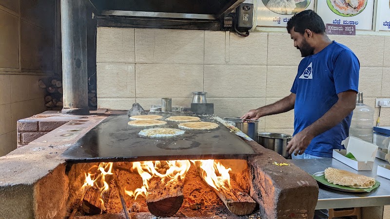 DAVANAGERE BENNE DOSE MANE - DAVANAGERE BENNE DOSE MANE, 12/25, 9th Cross Rd, near Indiragandhi circle, Jeewan Sathi Colony, 1st Phase, J. P. Nagar, Bengaluru, Karnataka 560078, India
