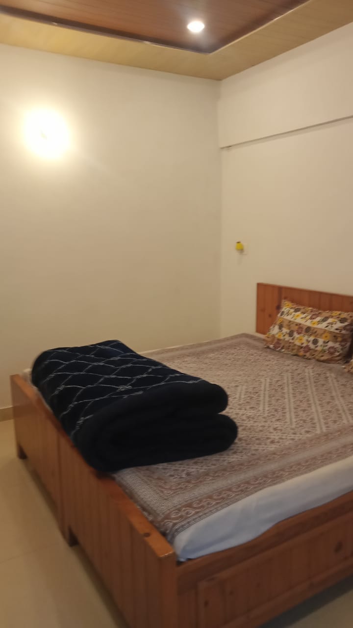 Divyansh Homestay - Divyansh Homestay, Gethia parav, Bhowali sanatorium road, beside Anand Electronics and General store, Nainital, Naina Range, Uttarakhand 263127, India