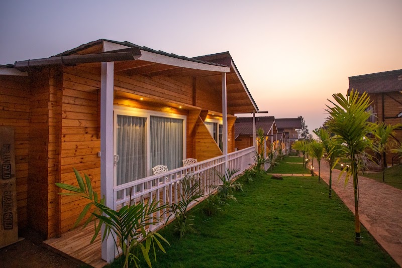 DALLAS BEACH RESORTS ASHVEM BEACH NORTH GOA - DALLAS BEACH RESORTS ASHVEM BEACH NORTH GOA Ashvem Beach, Road, Mandrem, GOA, Goa 403527, India