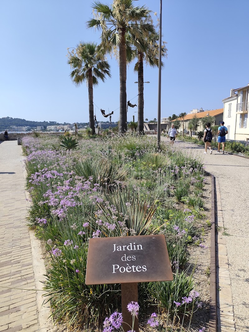 Visit'Antibes - Visit'Antibes 14 quai de la première division française, 06600 Antibes, France