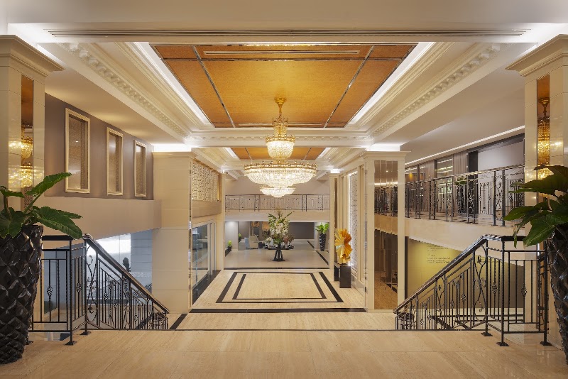 Mandarin Hotel Bangkok, managed by Centre Point - Mandarin Hotel Bangkok, managed by Centre Point, 662 Thanon Rama IV, Khwaeng Maha Phruttharam, Khet Bang Rak, Krung Thep Maha Nakhon 10500, Thailand
