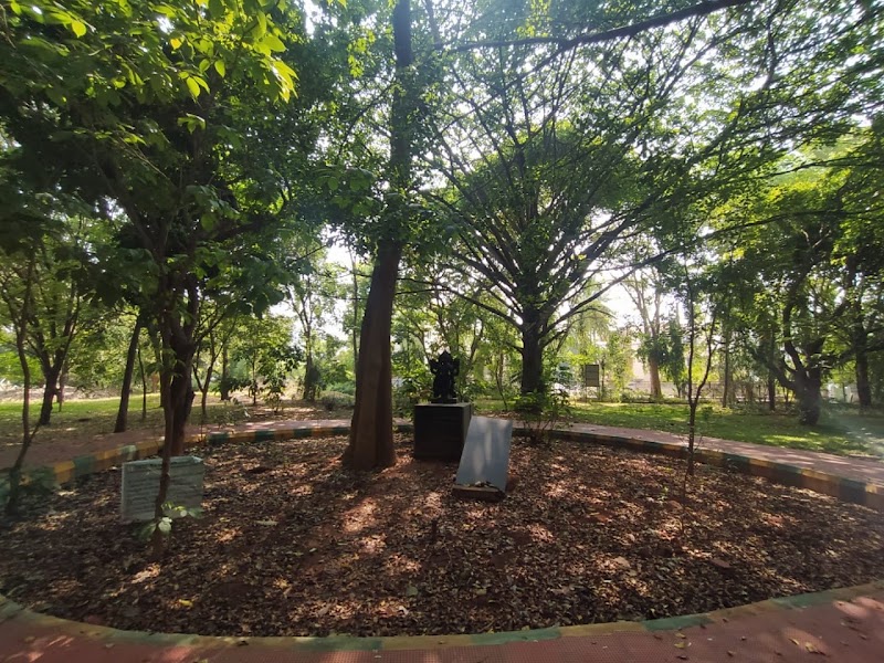 Dhanvanthari Park - Dhanvanthari Park WH5Q+G47, Phase 2, 2nd Phase, J. P. Nagar, Bengaluru, Karnataka 560078, India