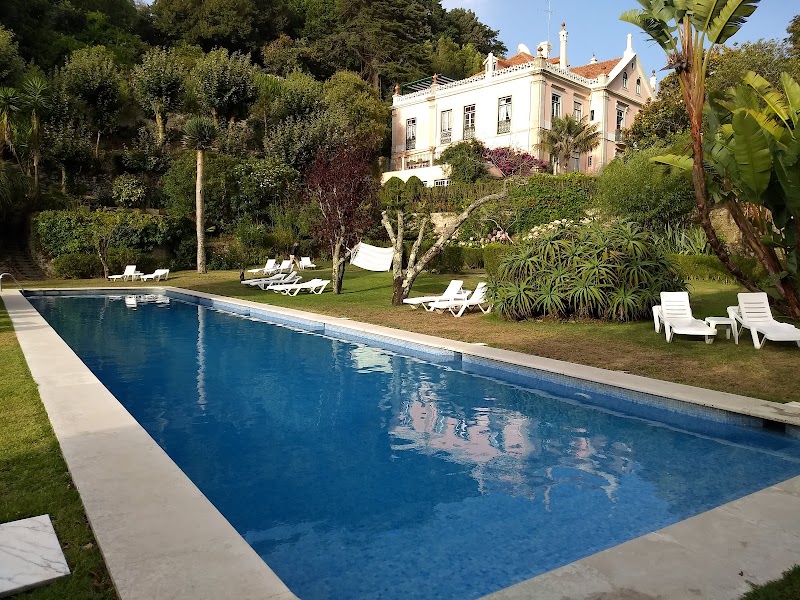 Hotel Sintra Jardim - Hotel Sintra Jardim Tv. dos Avelares 12, 2710-506 Sintra, Portugal