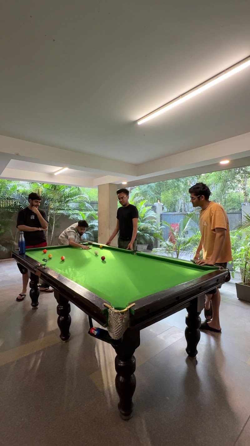 Uniliv Willow - PG in Malviya Nagar - Uniliv Willow - PG in Malviya Nagar B-21, Geetanjali Marg, Shivalik Enclave, Block B, Geetanjali Enclave, Malviya Nagar, New Delhi, Delhi 110017, India