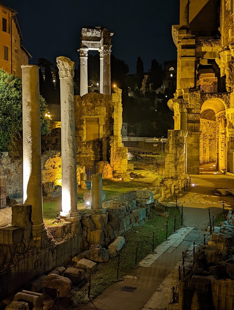 Portico of Octavia - Portico of Octavia, Via del Portico d'Ottavia, 29, 00186 Roma RM, Italy