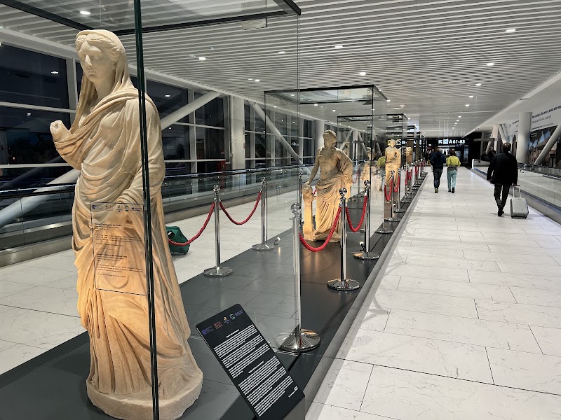 Leonardo da Vinci International Airport - Leonardo da Vinci International Airport Via Pierpaolo Racchetti, 1, 00054 Fiumicino RM, Italy