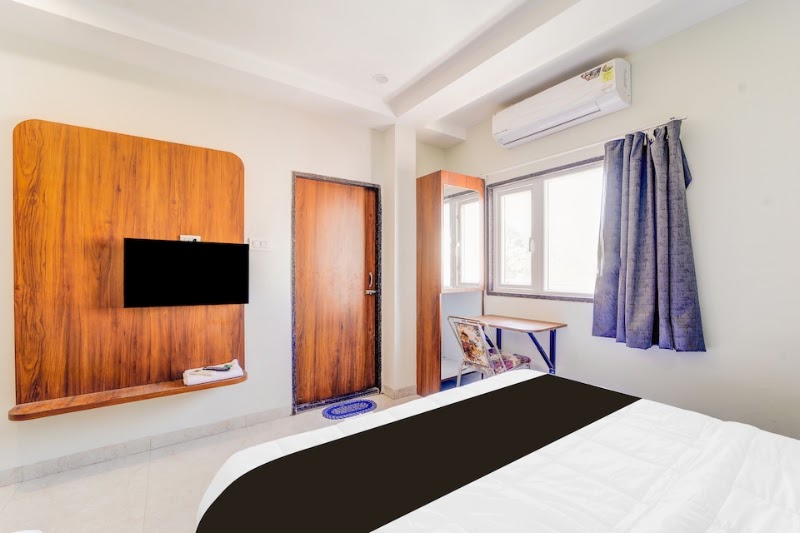 Super Collection O by OYO Ujjain City Centre Formerly Hotel Olive Inn - Super Collection O by OYO Ujjain City Centre Formerly Hotel Olive Inn 92/4, near Shastri Nagar, Aditya Nagar, Sindhi Colony, Ujjain, Madhya Pradesh 456010, India